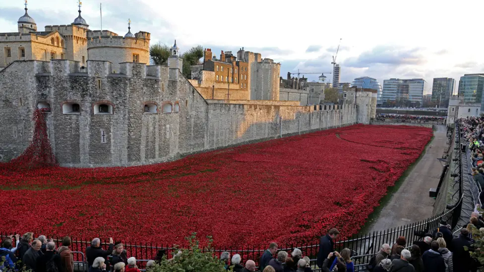 Held on the 11th of November, people remember soldiers who lost their lives in wars. Many wear red poppies as a symbol of respect.
